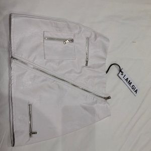 I.AM.GIA white mini skirt.